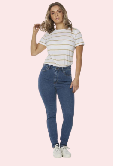 Chic Fit Noir Elegance Skinny Jeans 1 Chic Fit Noir Elegance Skinny Jeans