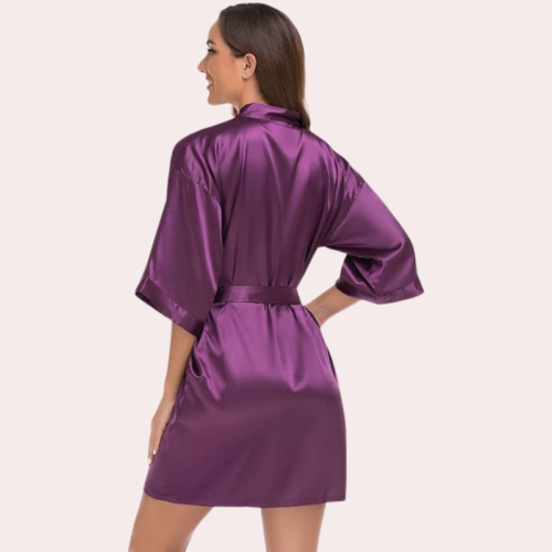 Lavish Silk Robe, Perfect for Evening Soirées - Image 5