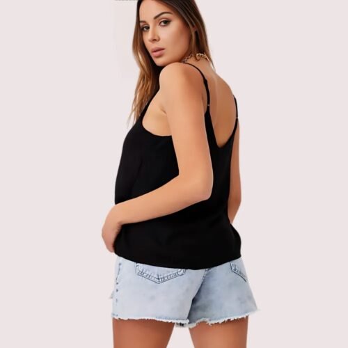 Luxurious Silk Camisole Perfect for Everyday Wear - Image 2