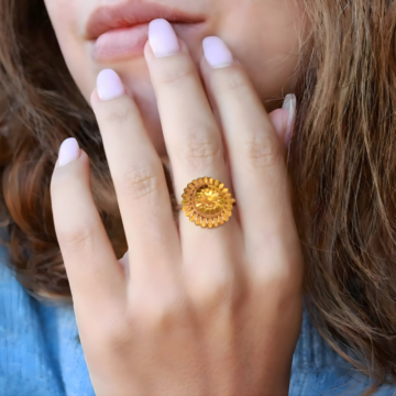 Elegant Floral Medallion Gold-Tone Ring