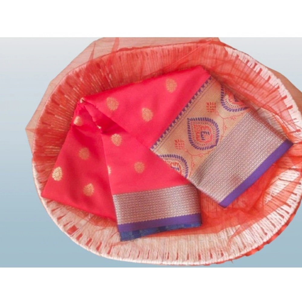 Women's Silk Blend Woven Saree With Unstitched Blouse 5.5Mtr (Red) - Image 4
