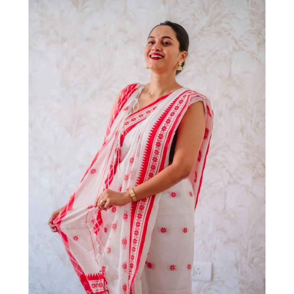 Women's Cotton Printed Saree With Unstitched Blouse 5.5Mtr (White-Pink) - Image 3
