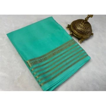 Women's Crepe Chit Pallu Solid Saree With Unstitched Blouse 5.5Mtr (Ramagreen)
