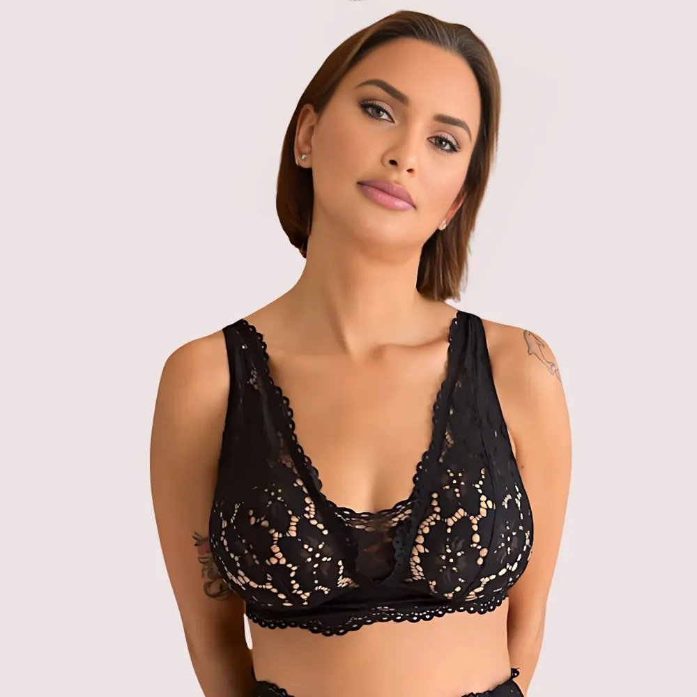 Chic Lace Bralette Gift Set for Luxe Occasions 1 Chic Lace Bralette Gift Set for Luxe Occasions